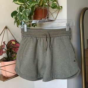 Vitality Olive green active lounge Shorts